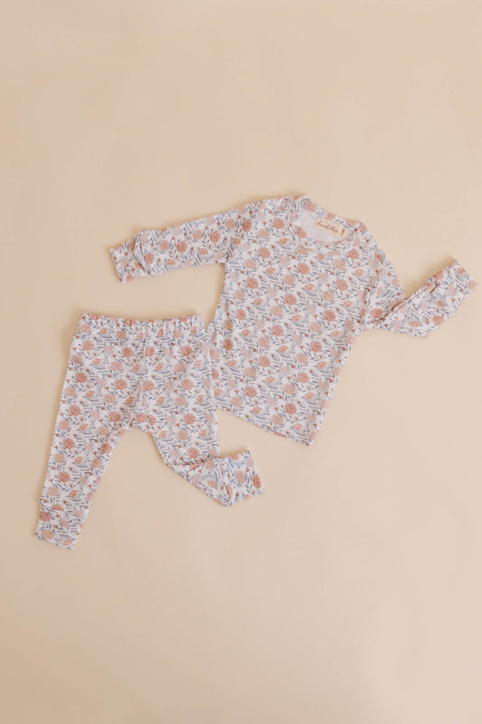 Organic Cotton two piece set in Dandelion print hand painted by Taddy Mikelaites