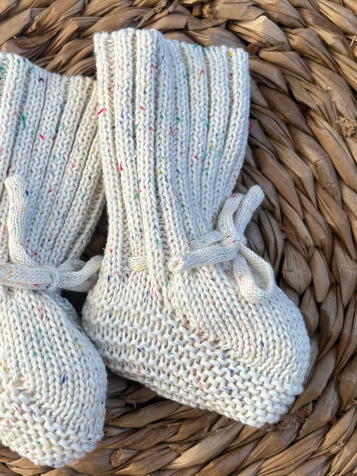 Sprinkle Knit Booties - Oat