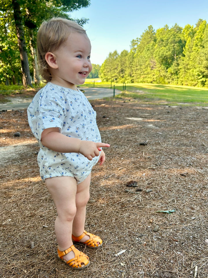 Organic cotton bubble tee. Lightweight and perfect for summer!