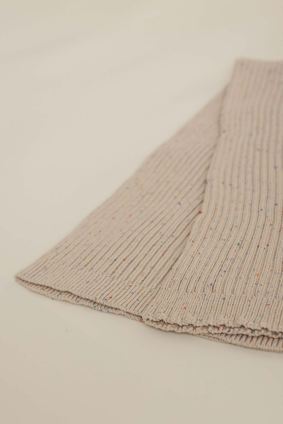 Sprinkle Knit Ribbed Blanket Hazelnut